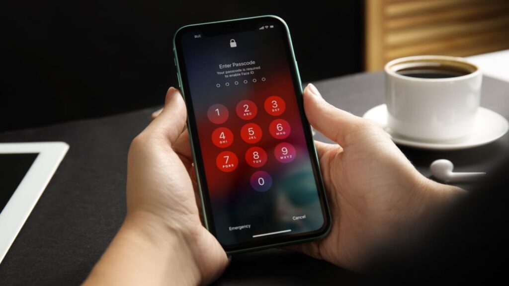 Sesinizle iPhone’unuzun Kilidini Nasıl Açarsınız?