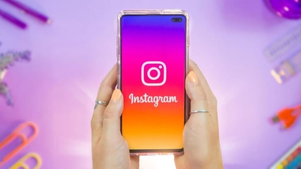 Instagram Hikayenize Şarkı Sözleri Nasıl Eklenir?