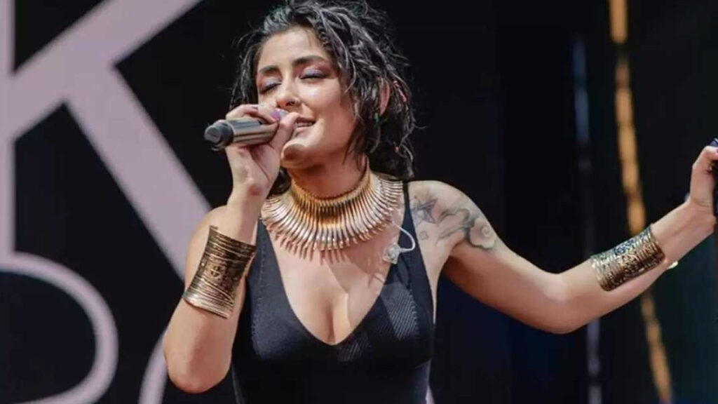 Melek Mosso Boy Kilo Yaş, Kimdir?