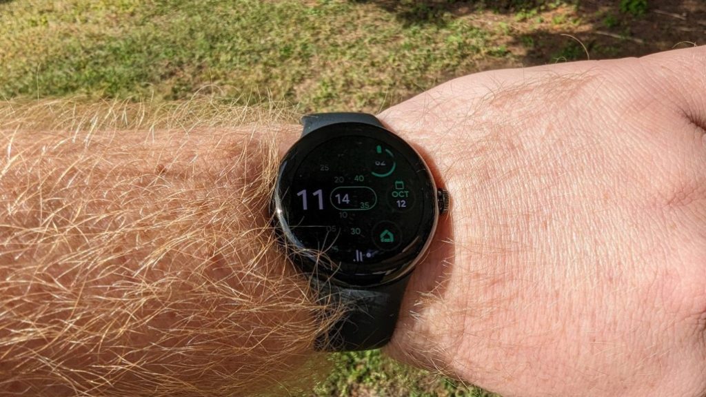 Wear OS Cihazında Saat Yüzü Nasıl Değiştirme